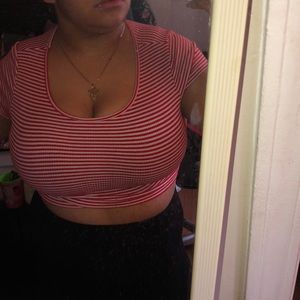 Stripped red and white cropped top short sleeve